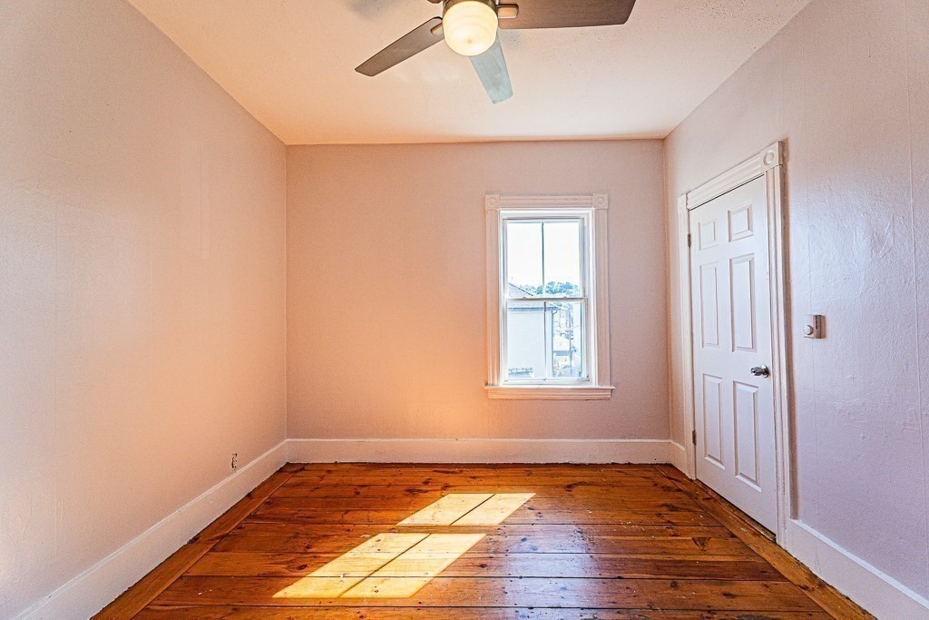 15 Sigel St Property Photo 19