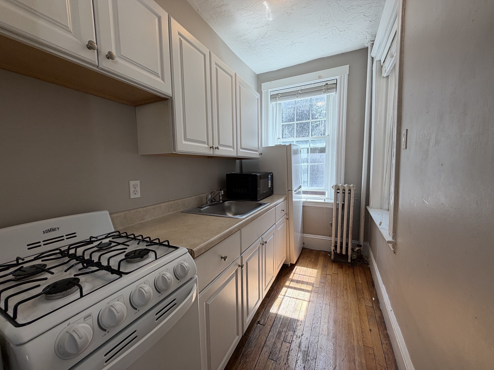 26 Myrtle St. # 3 Property Photo 3