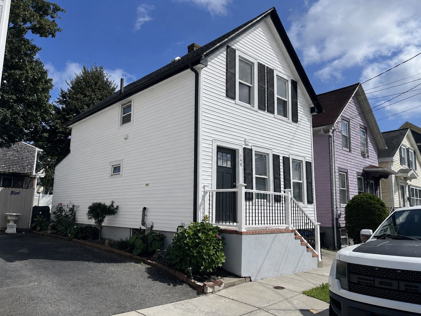 148 Cedar St Property Photo 2