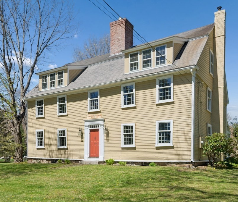 302 Church Street Property Photo 2