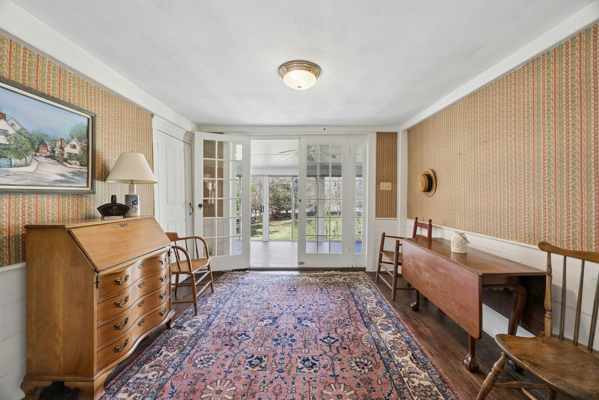 302 Church Street Property Photo 5