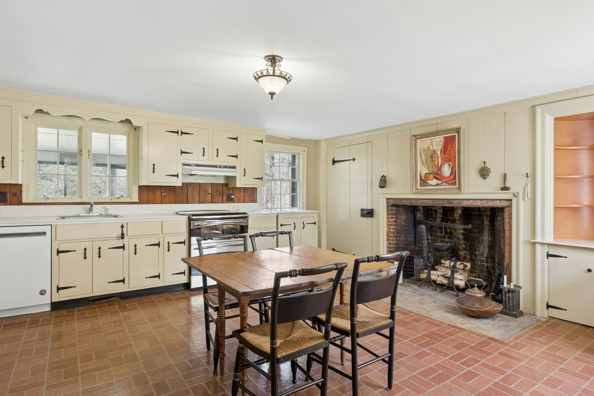 302 Church Street Property Photo 14