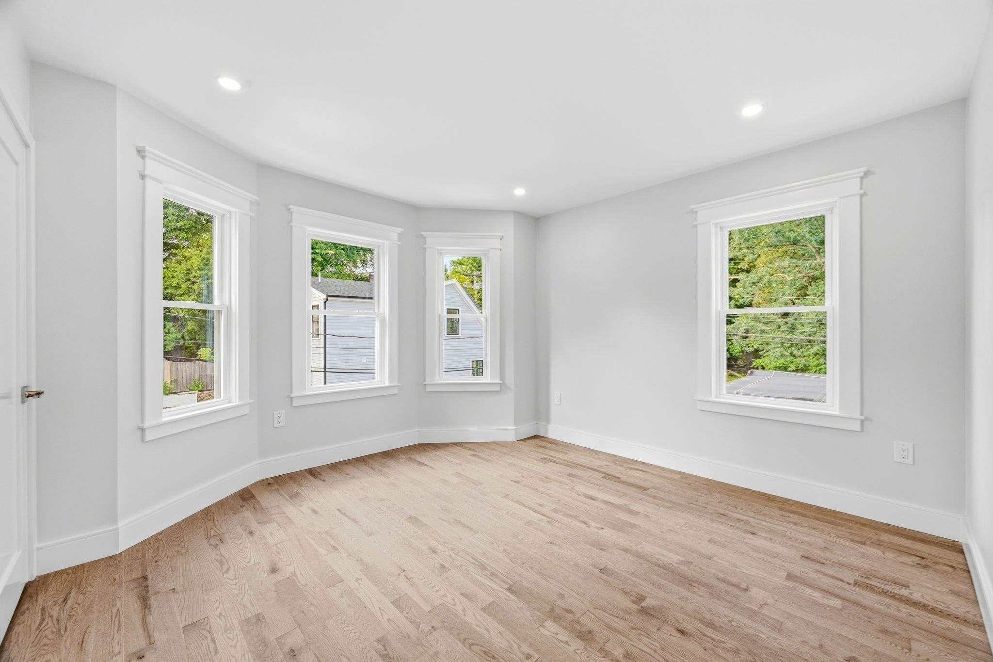 2 Summer Street Pl Property Photo 22