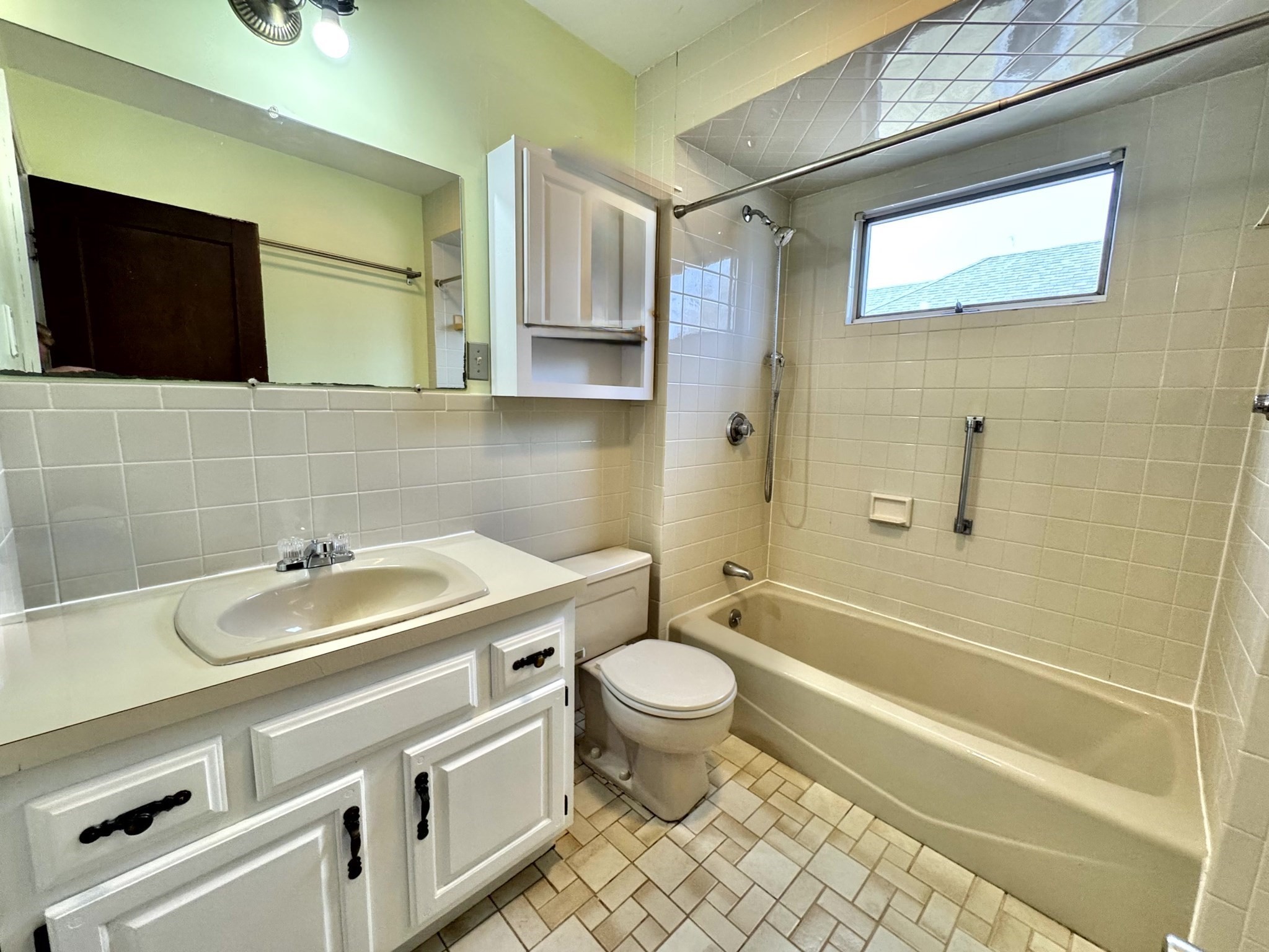 40 Highland Ave Property Photo 23