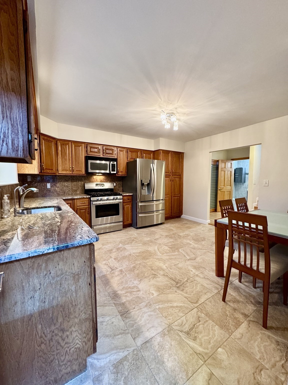 22 Celestial Way # 19b Property Photo 5
