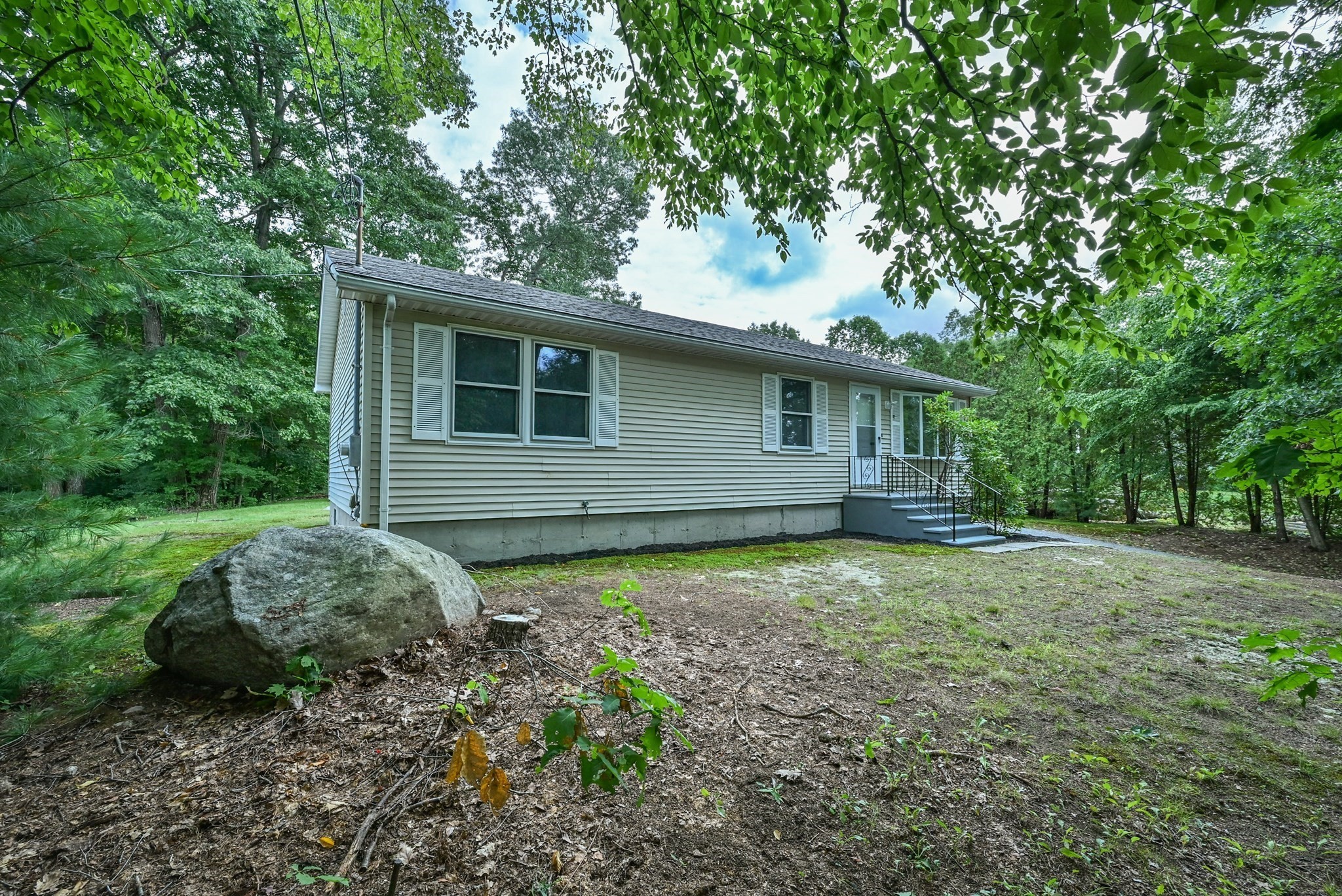 124 Sutton Road Property Photo 3