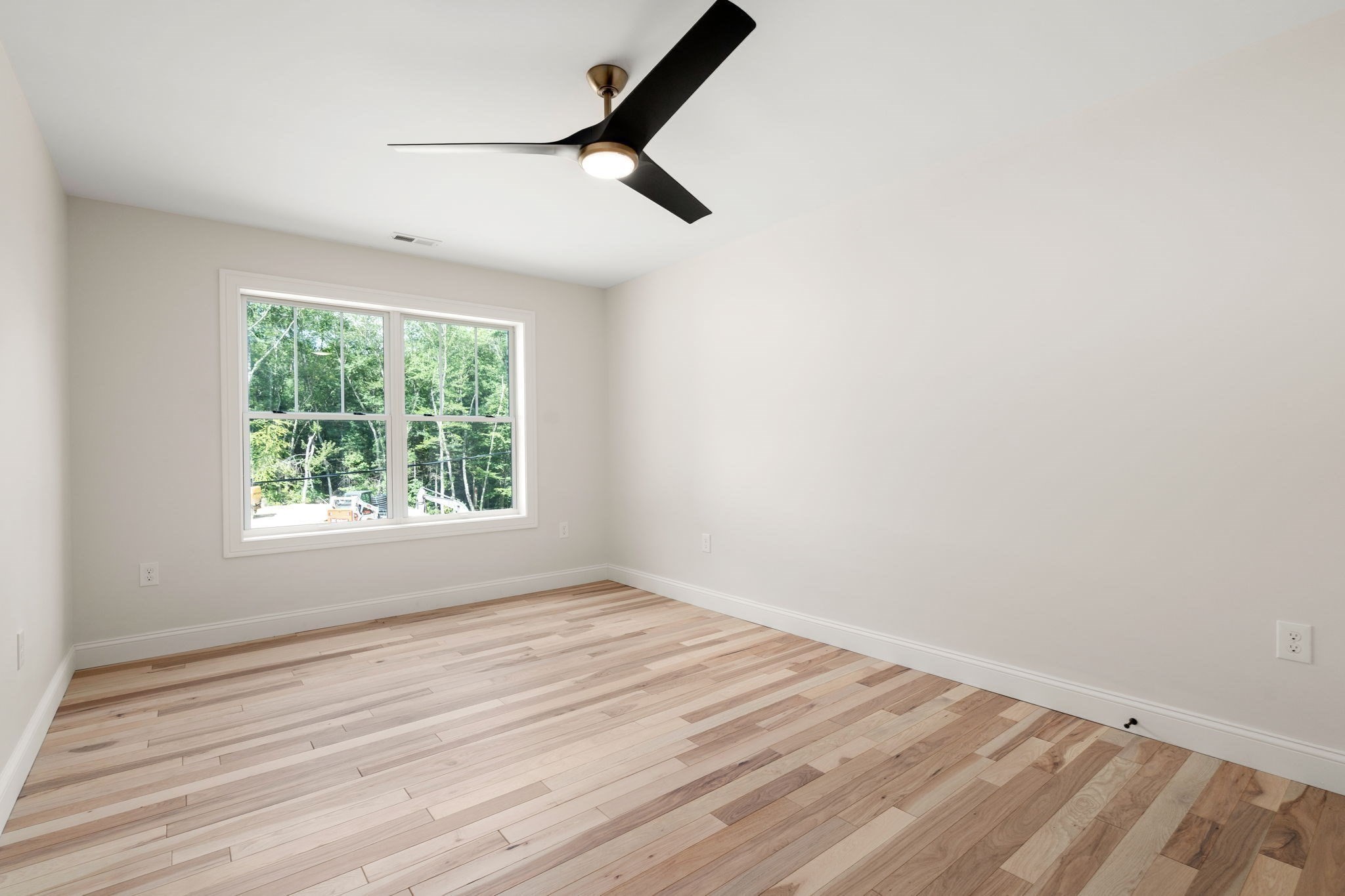 3052 Foster St Property Photo 25