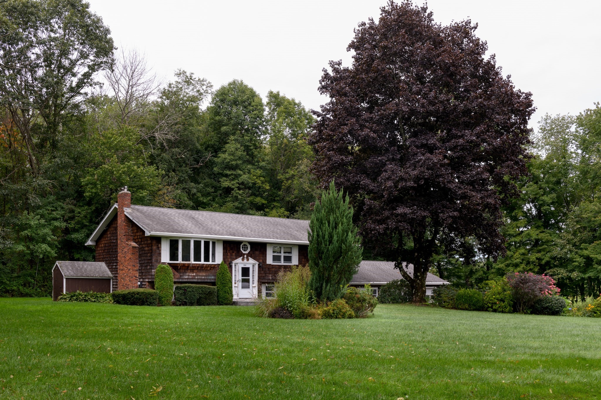 261 Brookfield Rd Property Photo 1