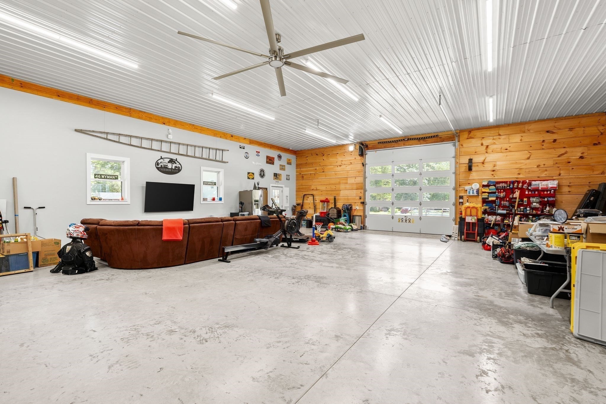 109 Spruce Street Property Photo 31