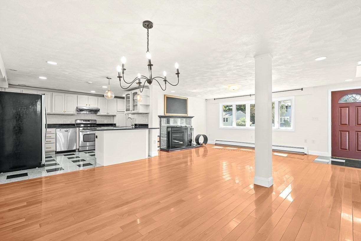 11 Garrison Road Property Photo 3