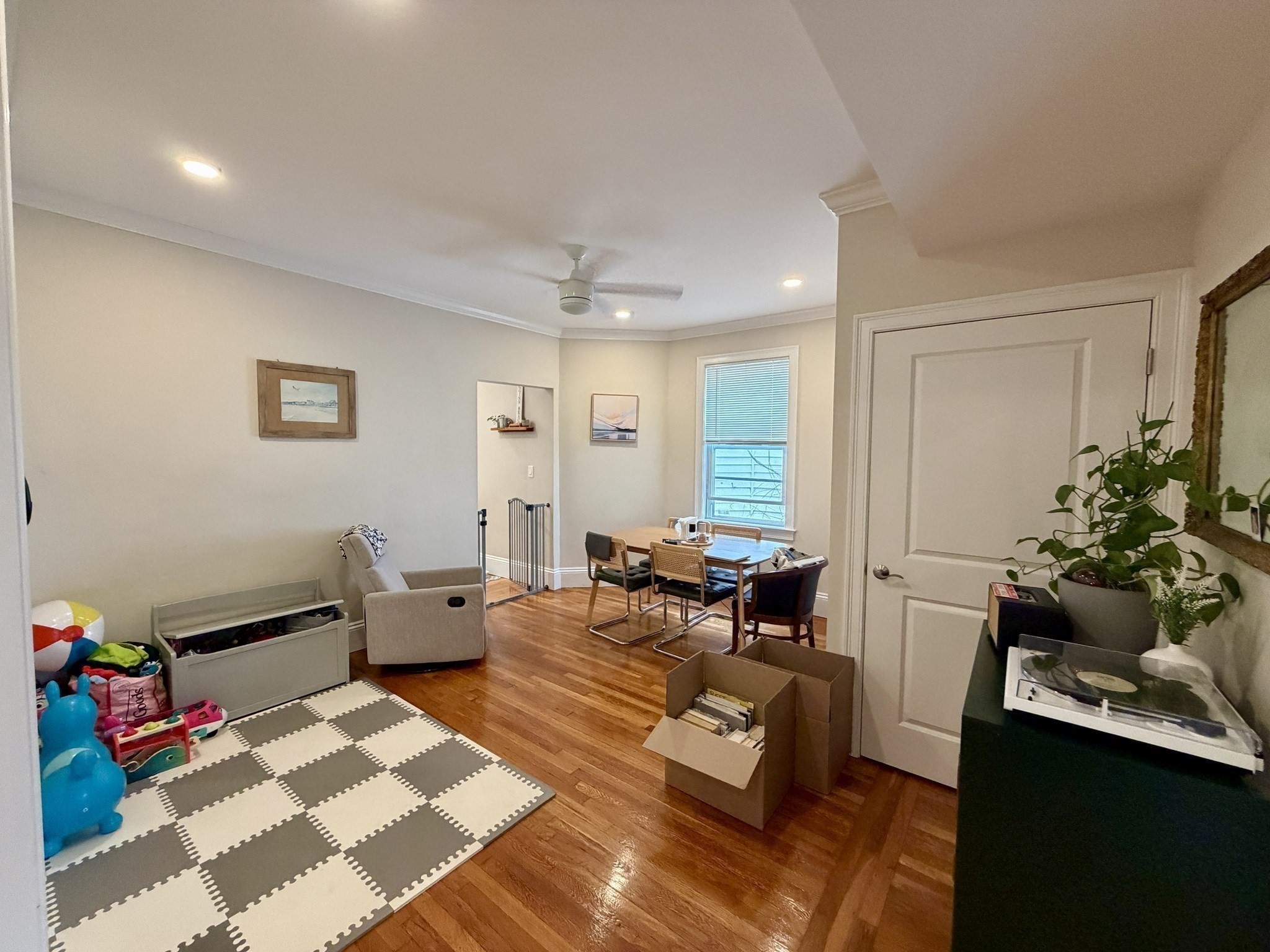 10 Dighton St # 2 Property Photo 4