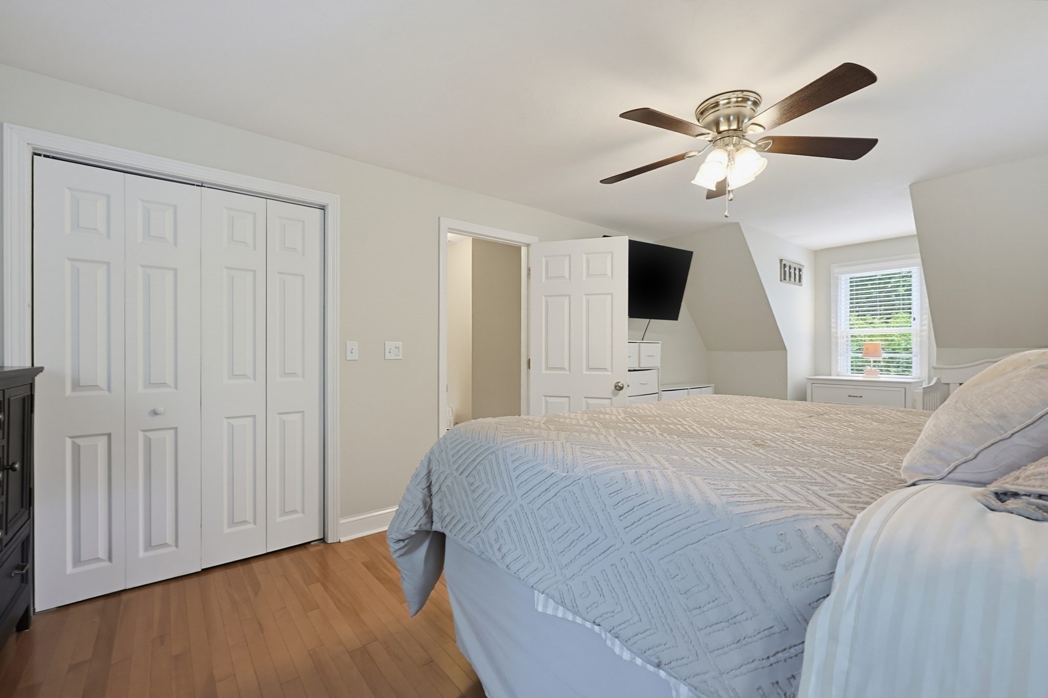 22 Starrett Ave Property Photo 24
