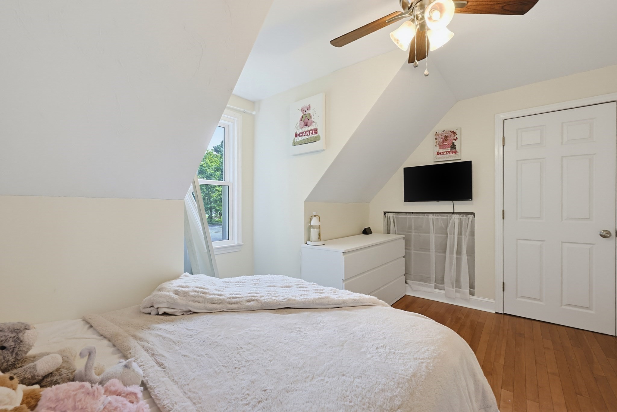 22 Starrett Ave Property Photo 27