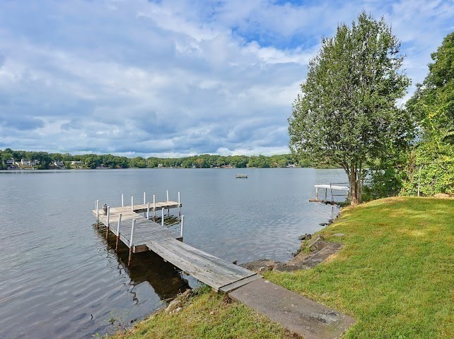 47 Lakeshore Drive Property Photo 7