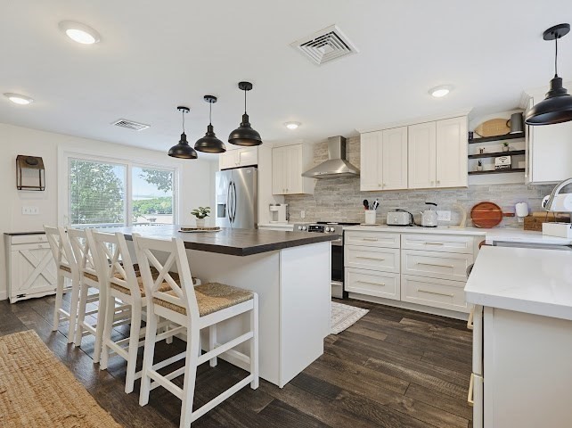 47 Lakeshore Drive Property Photo 8