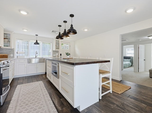 47 Lakeshore Drive Property Photo 9