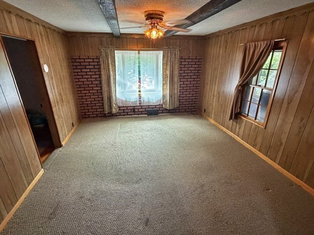 26 Nonotuck Street Property Photo 3
