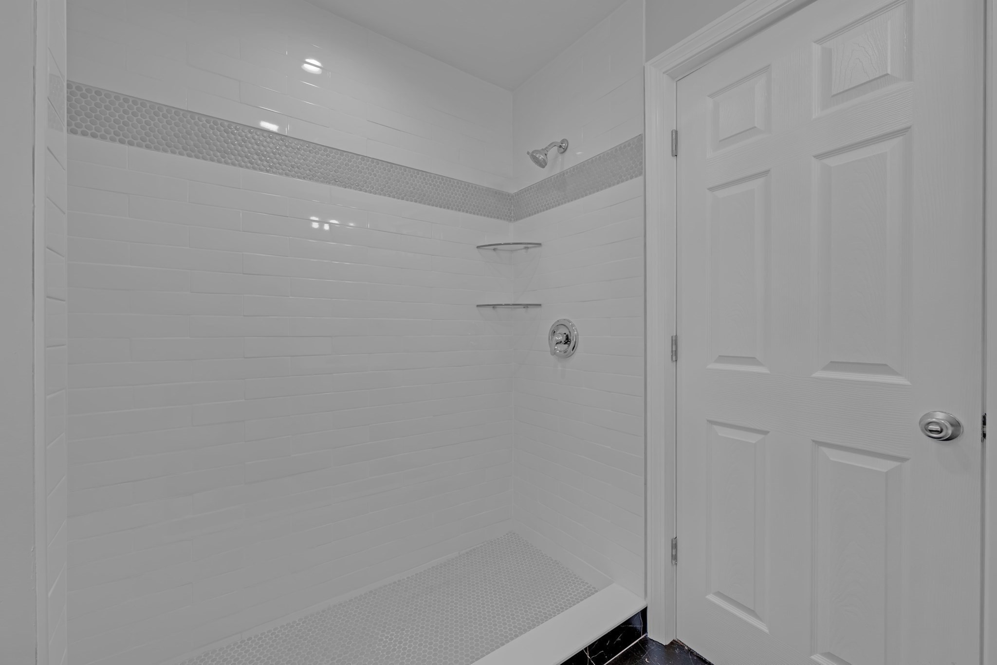 14 Hillside Rd Property Photo 8