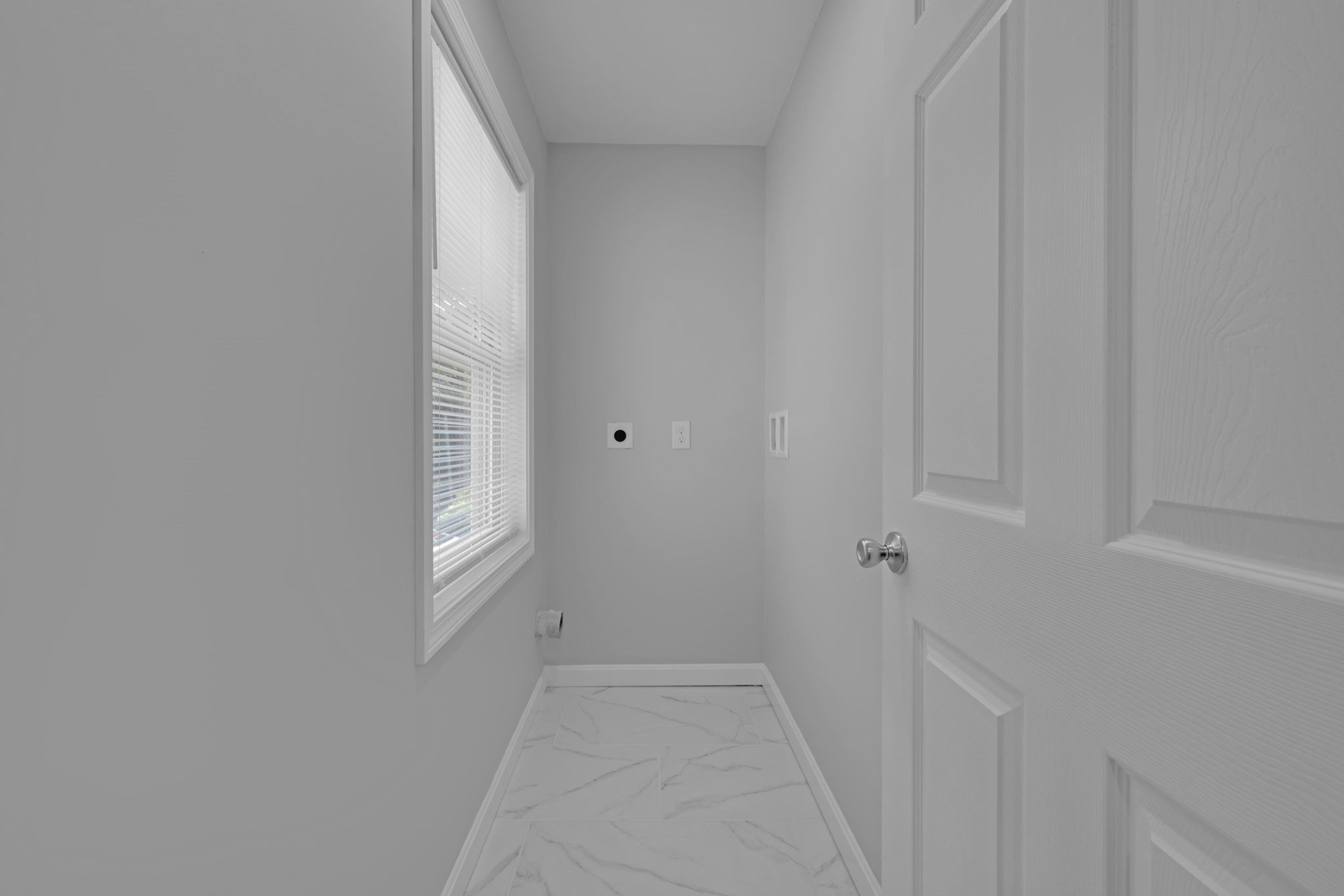 14 Hillside Rd Property Photo 9