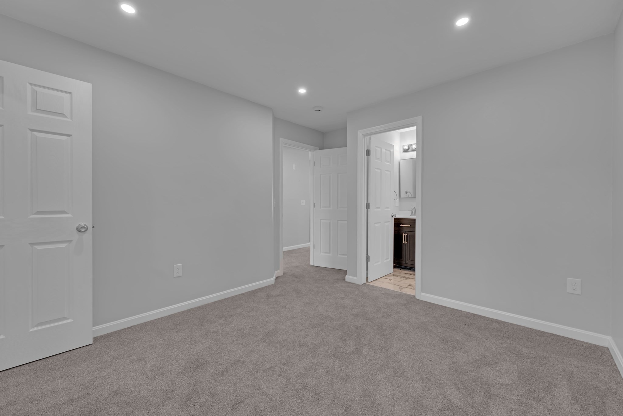 14 Hillside Rd Property Photo 11