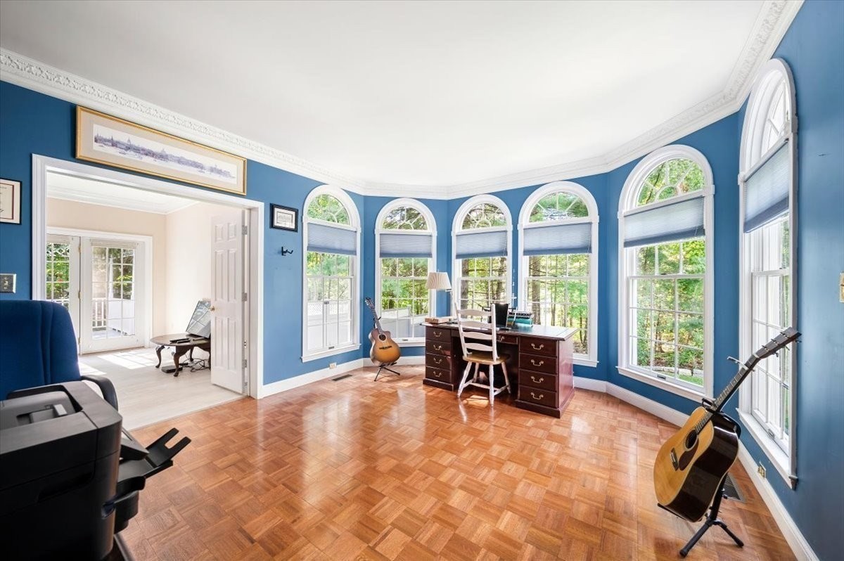5 Vose Hill Road Property Photo 16