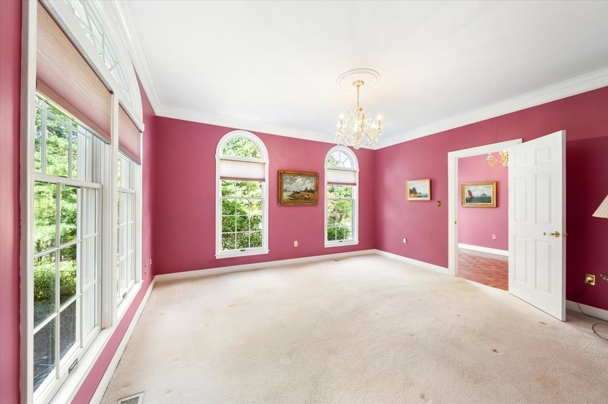 5 Vose Hill Road Property Photo 18