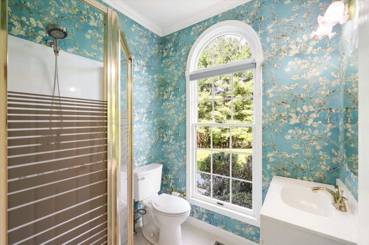 5 Vose Hill Road Property Photo 21