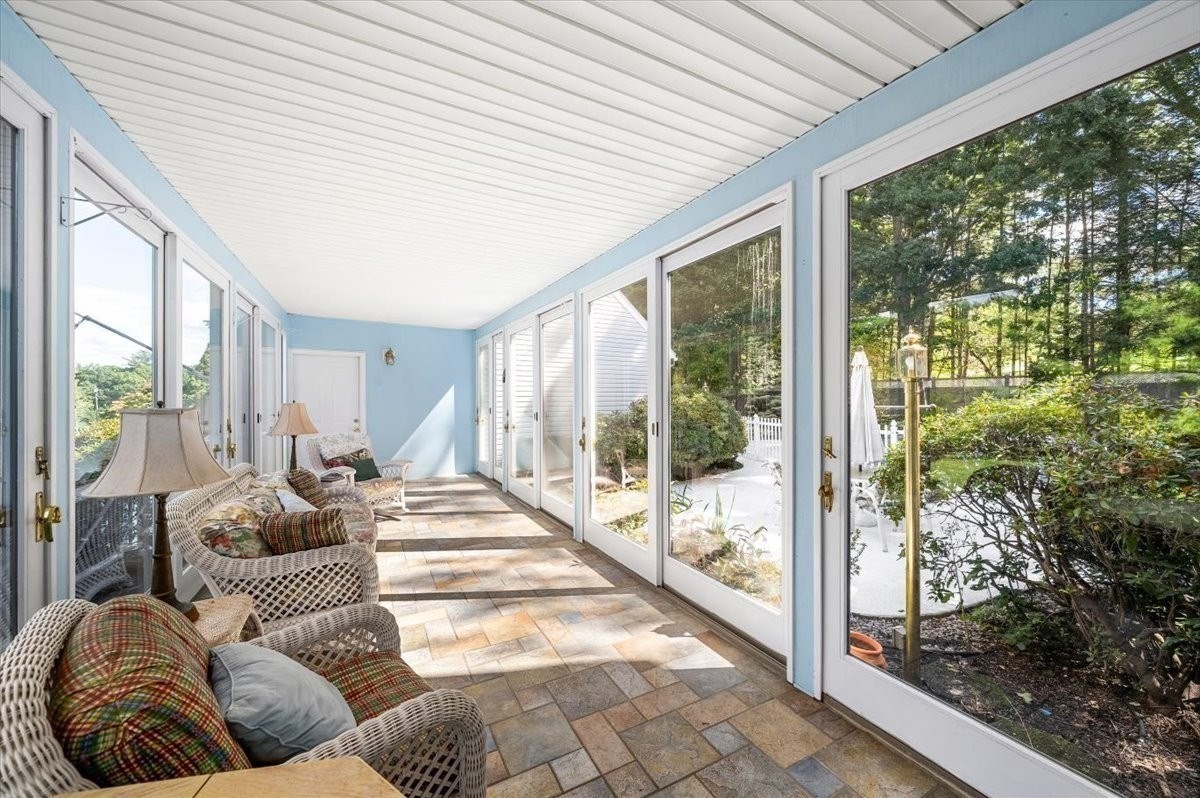 5 Vose Hill Road Property Photo 23