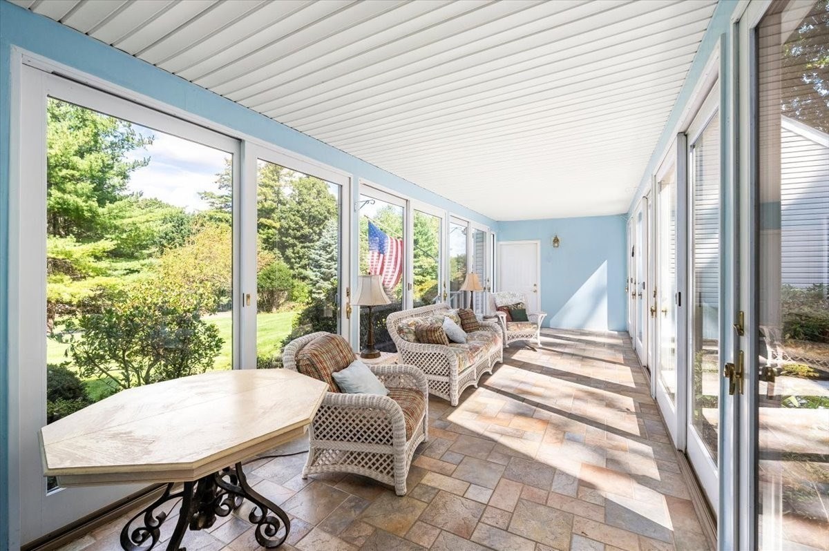 5 Vose Hill Road Property Photo 24
