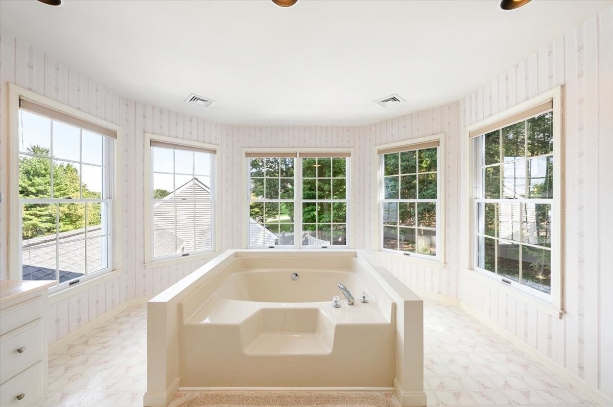 5 Vose Hill Road Property Photo 28