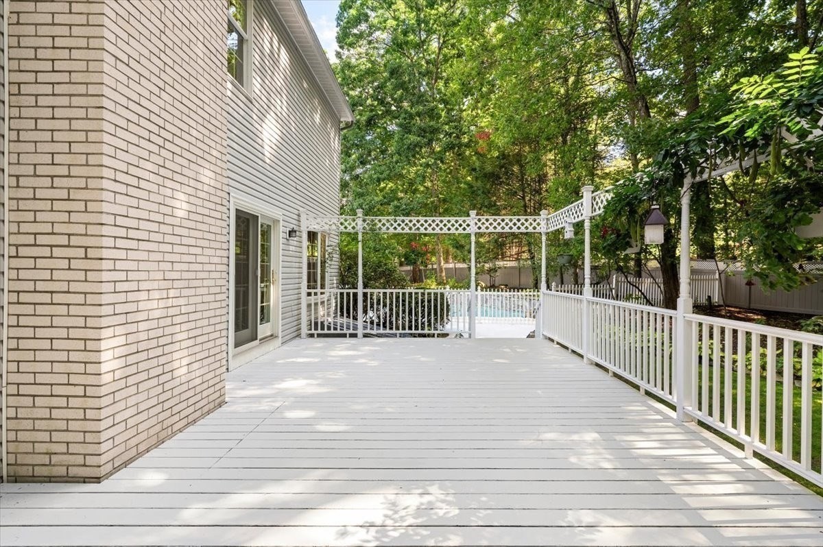 5 Vose Hill Road Property Photo 31