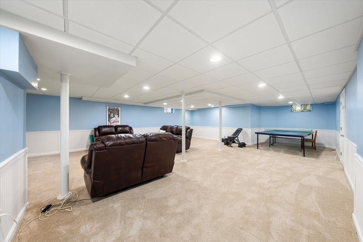 5 Vose Hill Road Property Photo 33