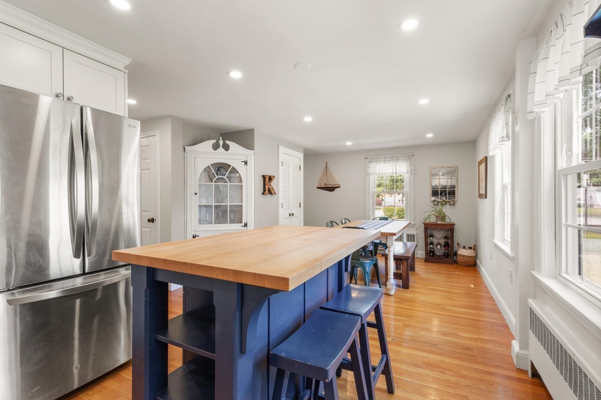 30 Eastman Ave Property Photo 19