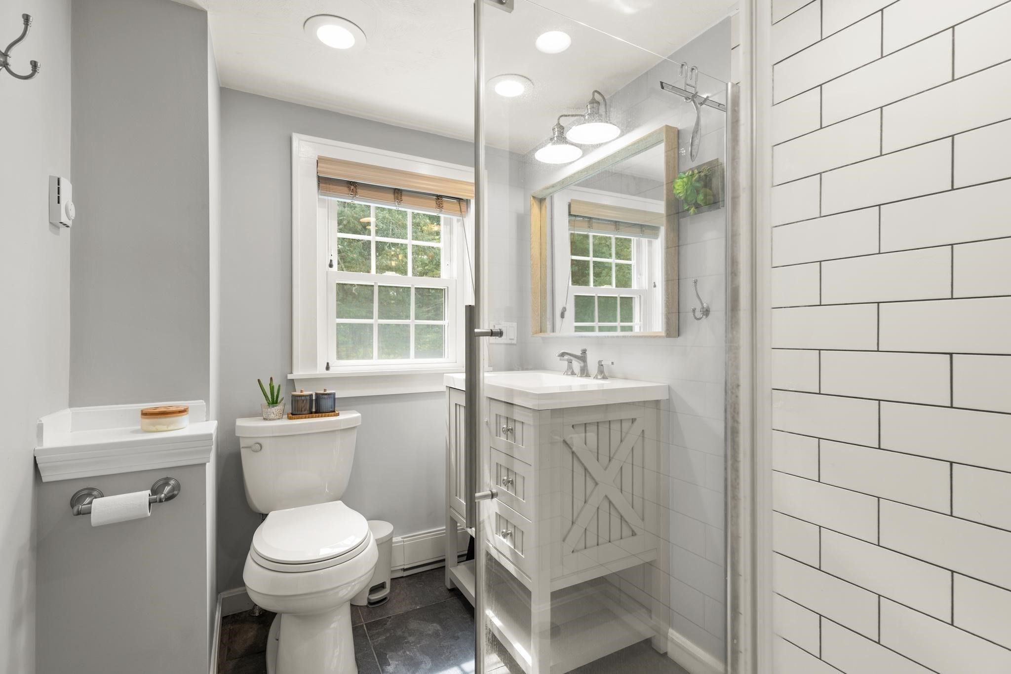 30 Eastman Ave Property Photo 30