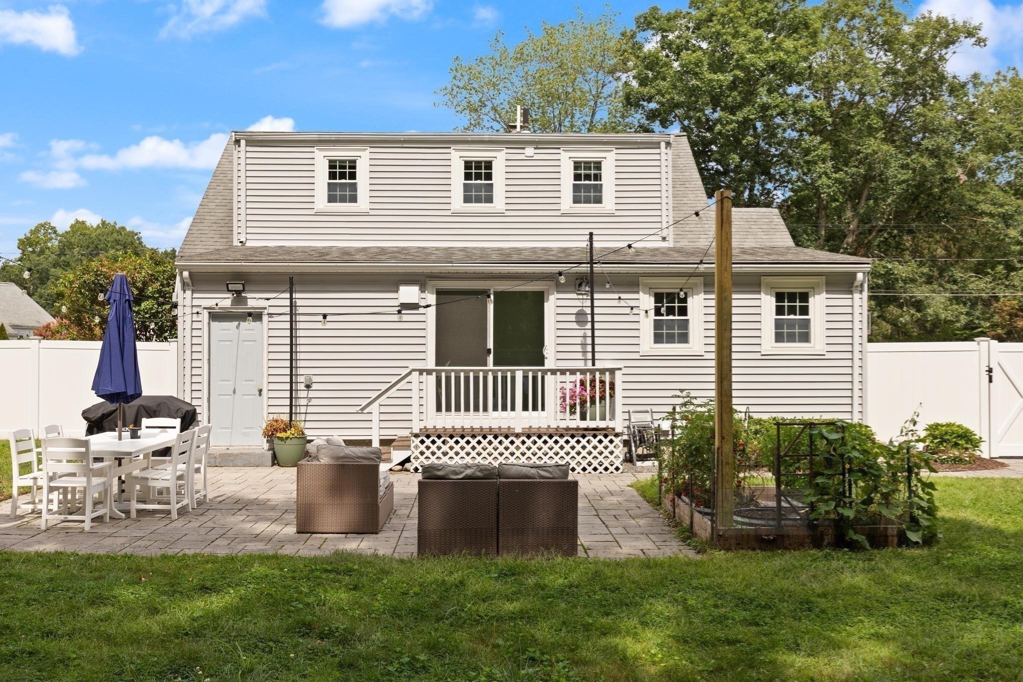 30 Eastman Ave Property Photo 35