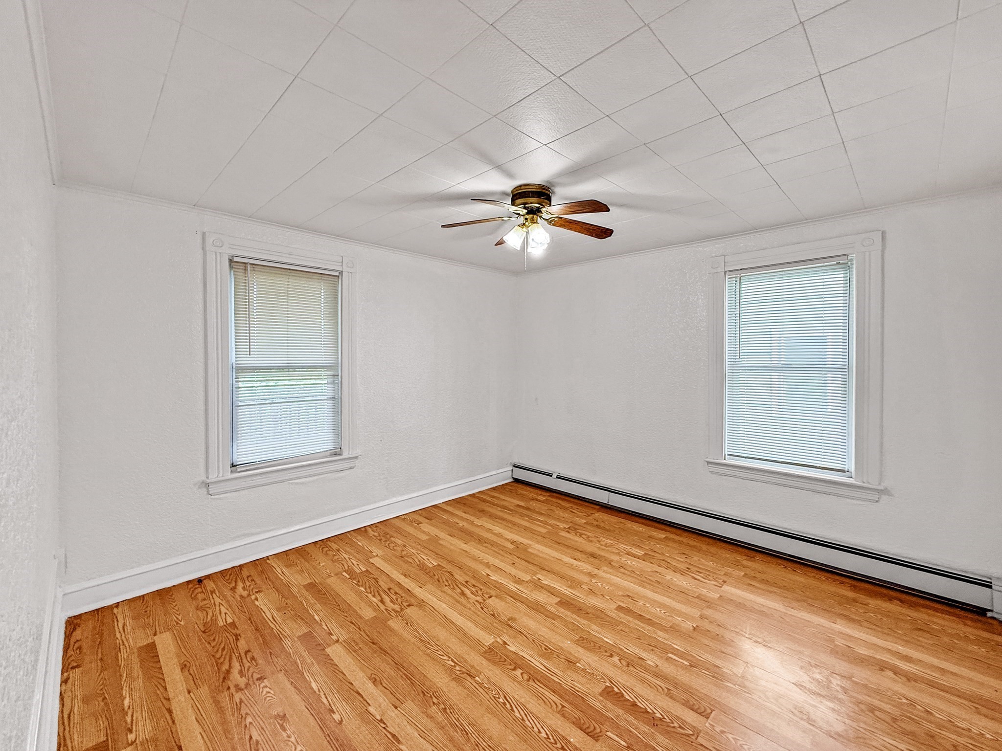 28 Meadow St # 2 Property Photo 5