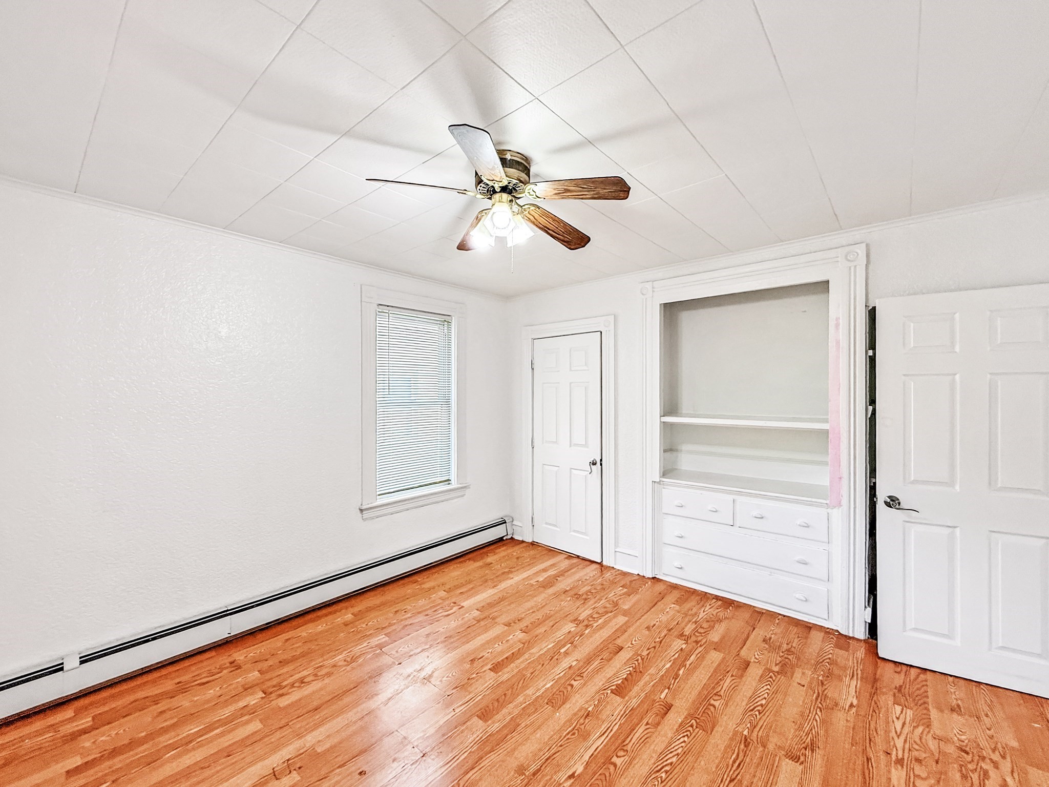 28 Meadow St # 2 Property Photo 6