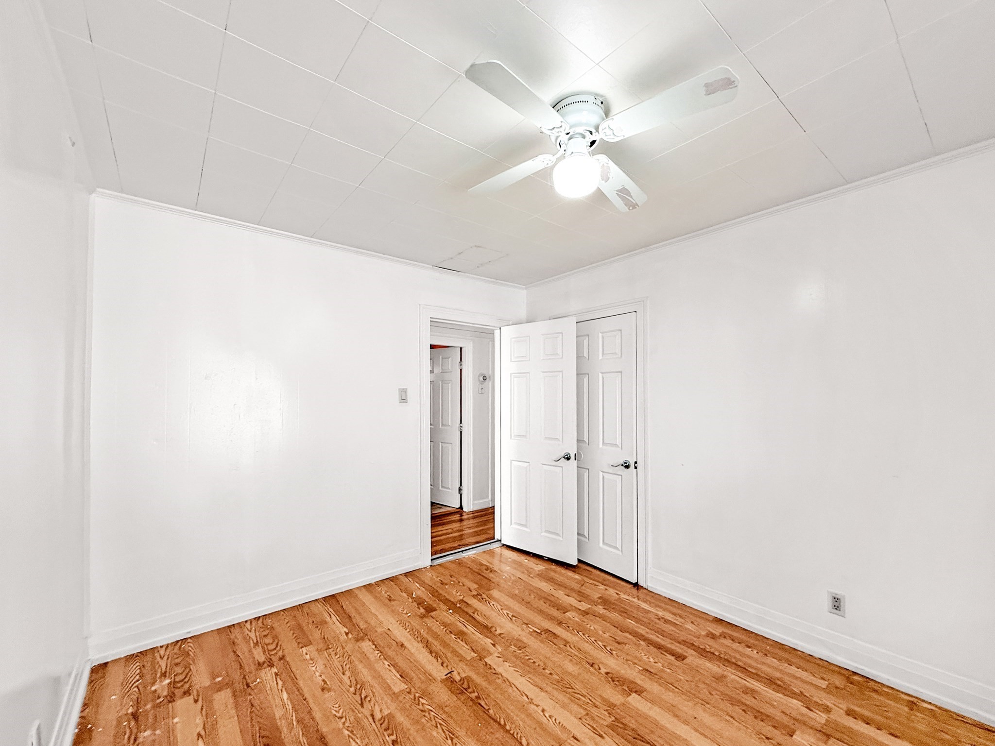 28 Meadow St # 2 Property Photo 12
