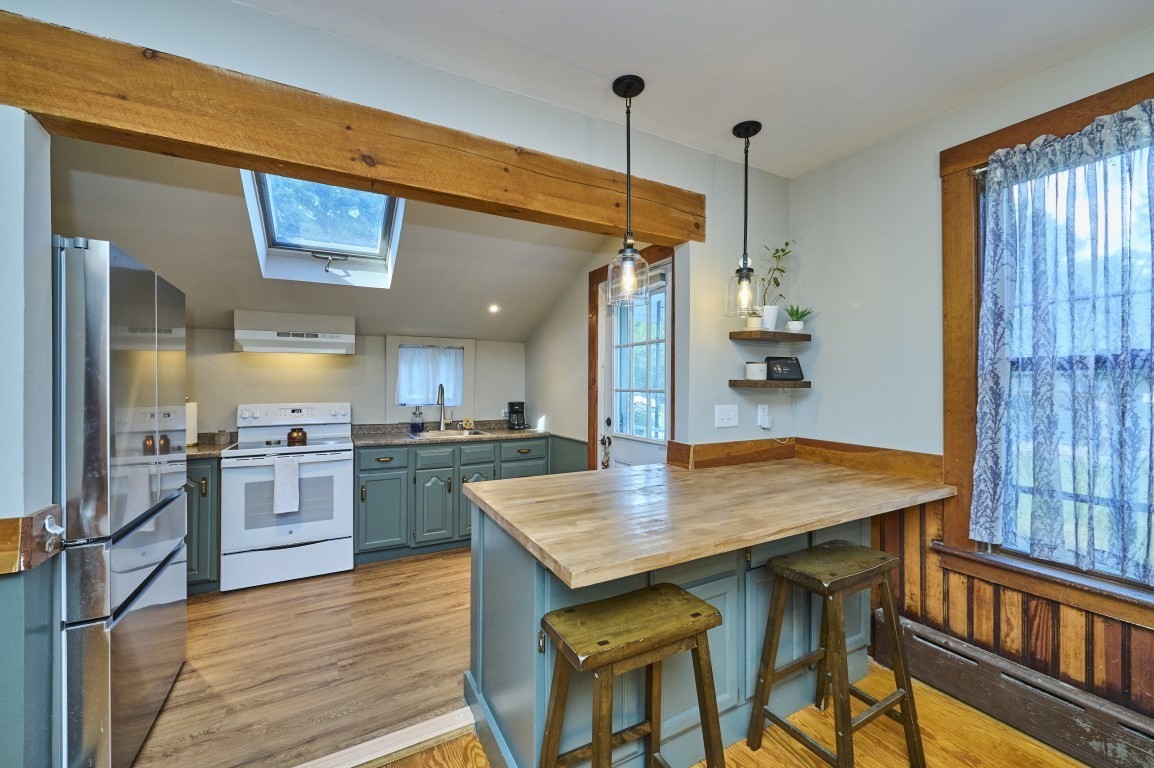 62 Chestnut St Property Photo 9