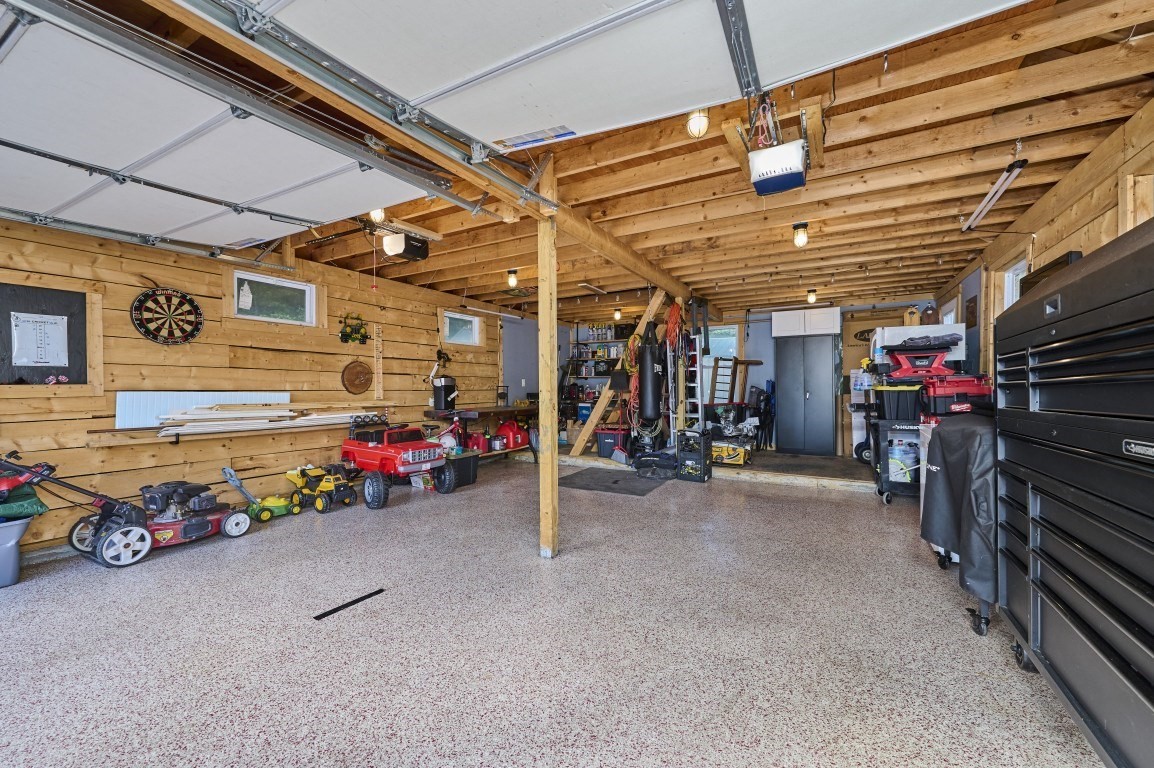 62 Chestnut St Property Photo 27