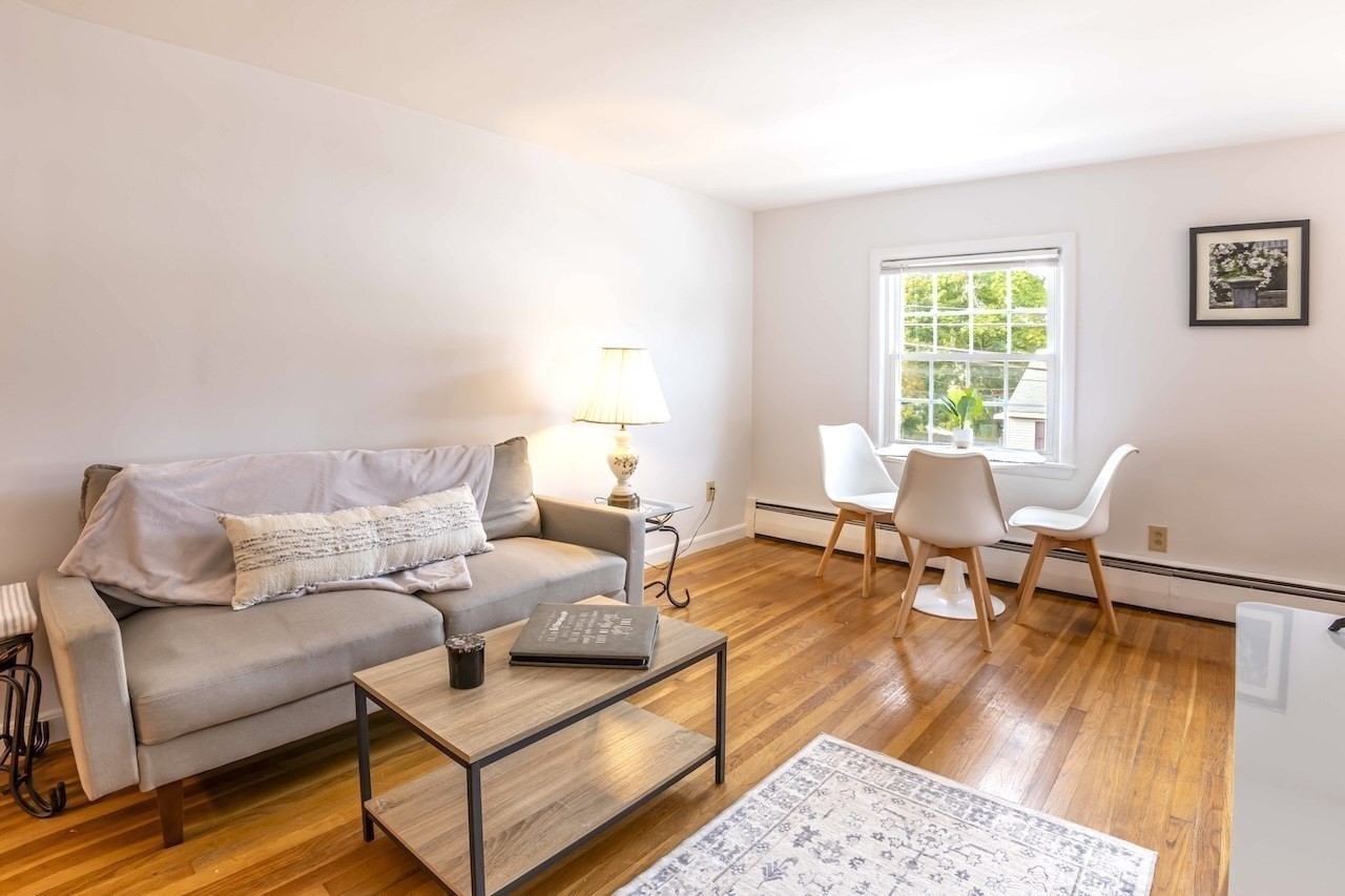 16 Richardson St # C Property Photo 6