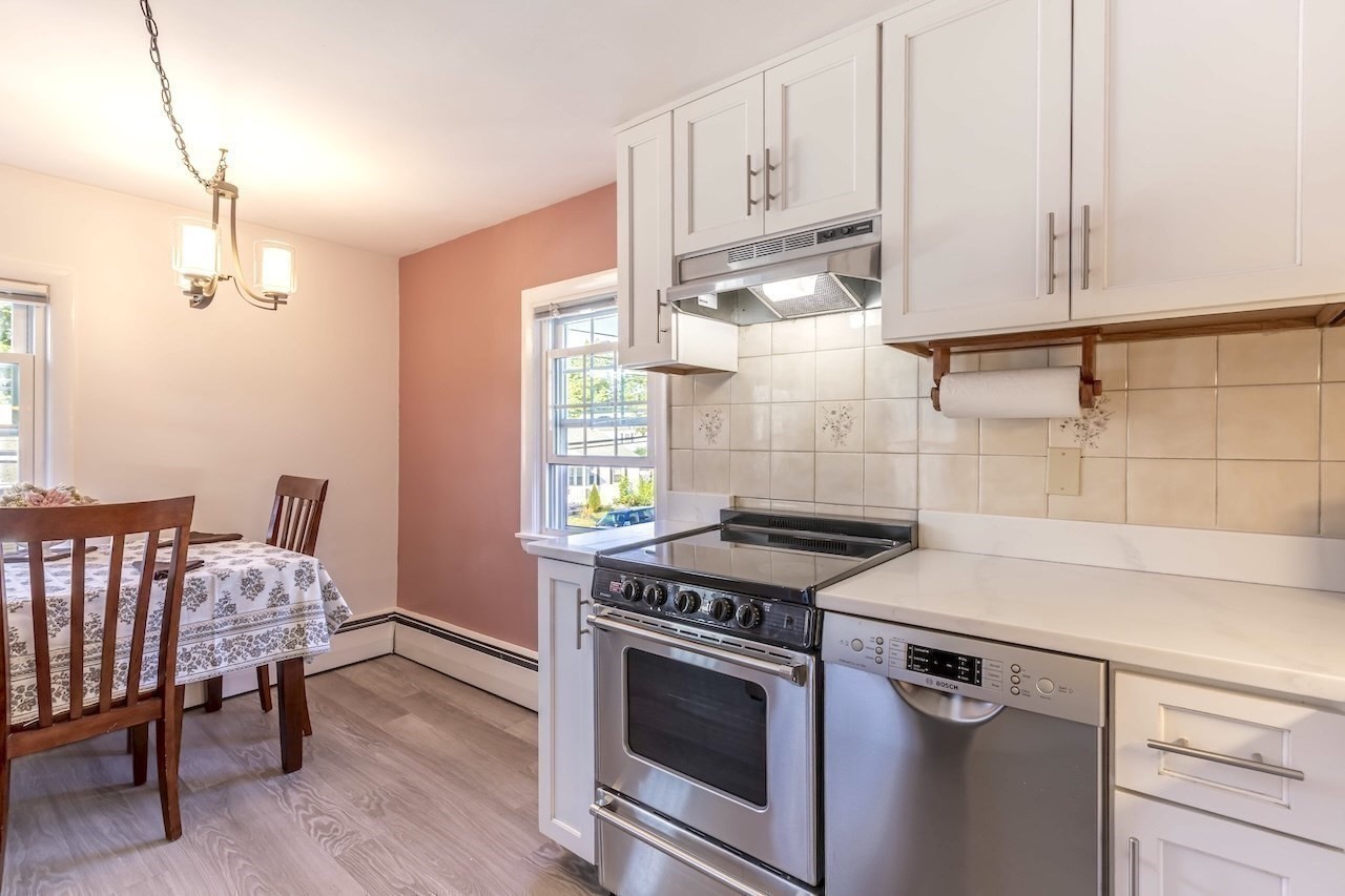 16 Richardson St # C Property Photo 12