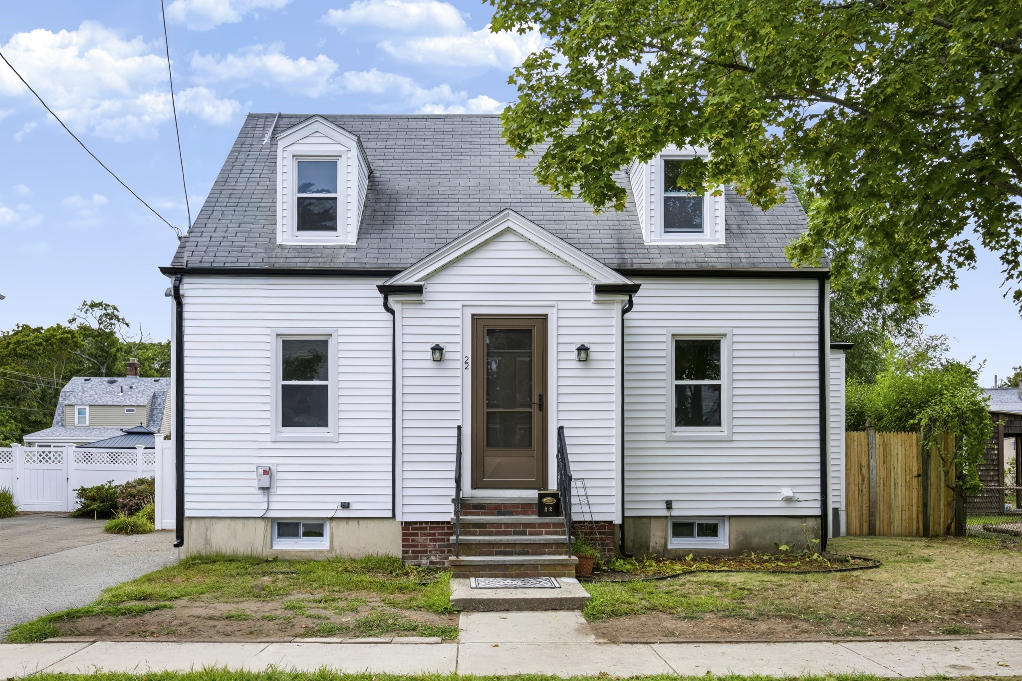 22 Ruggles St Property Photo 1