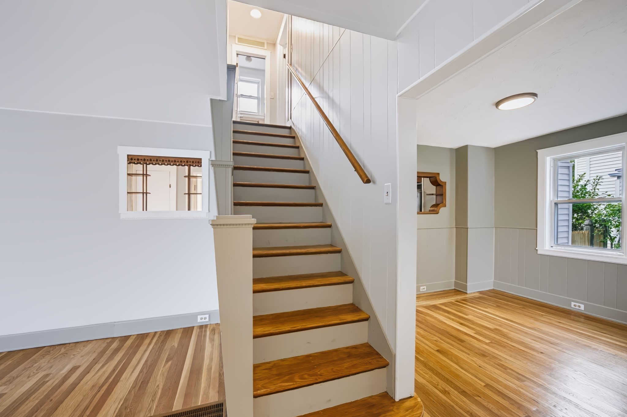 22 Ruggles St Property Photo 3