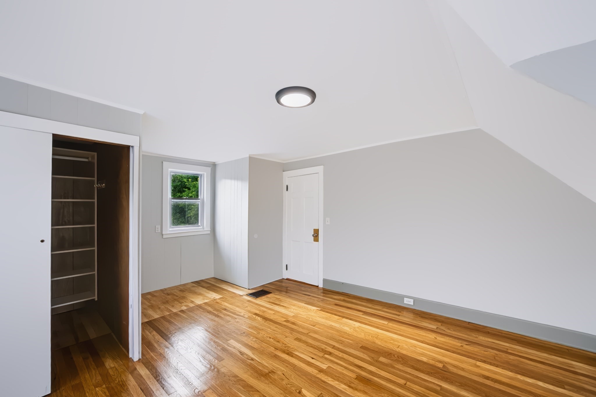 22 Ruggles St Property Photo 22