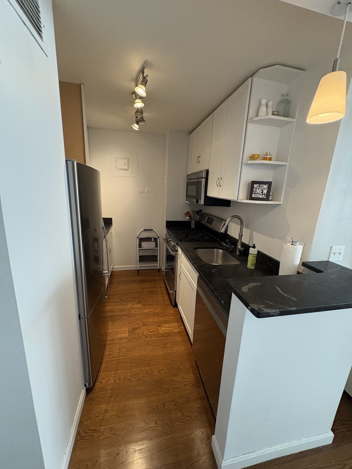 151 Tremont Street # 26h Property Photo 8