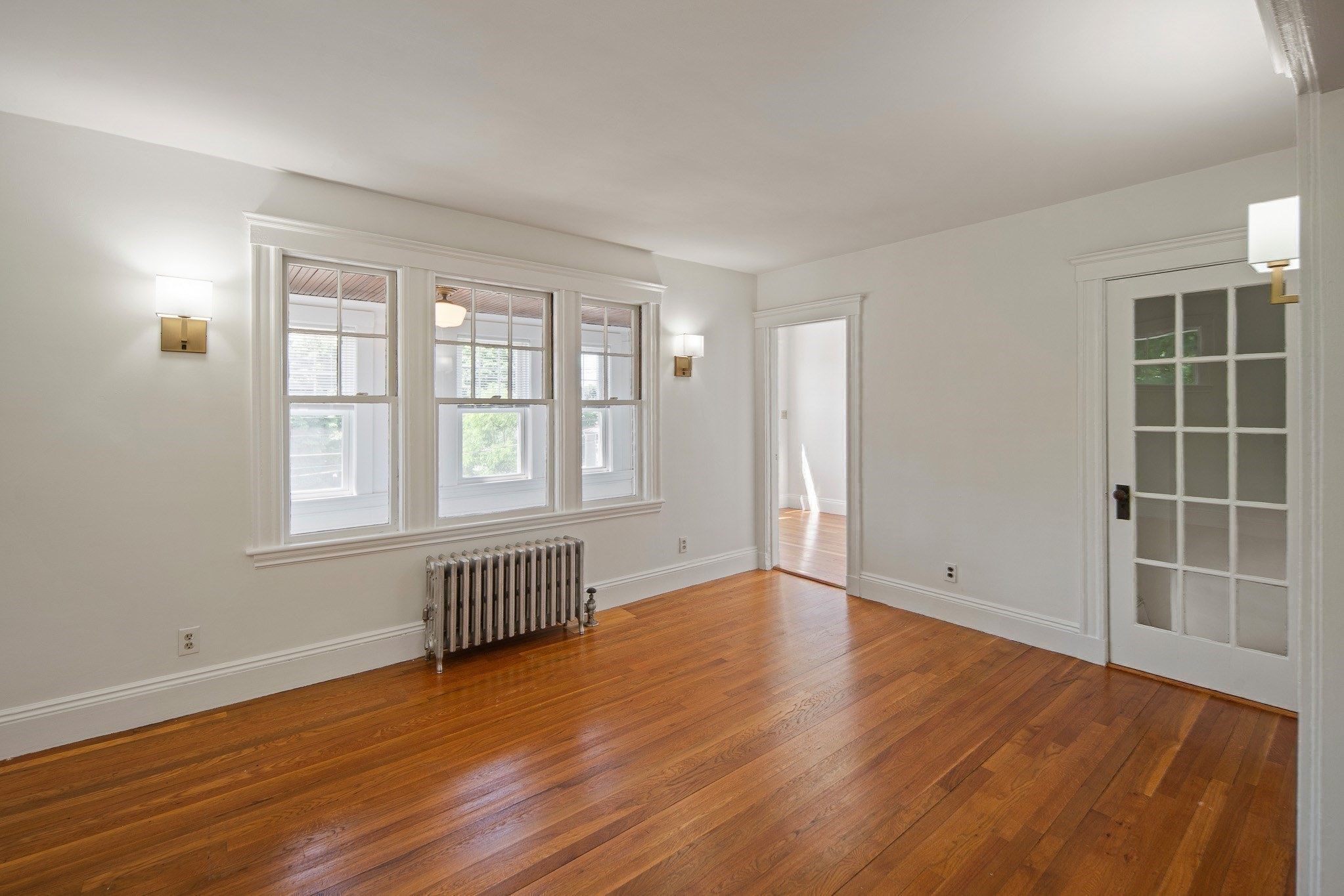 341 Washington St # 2 Property Photo 3