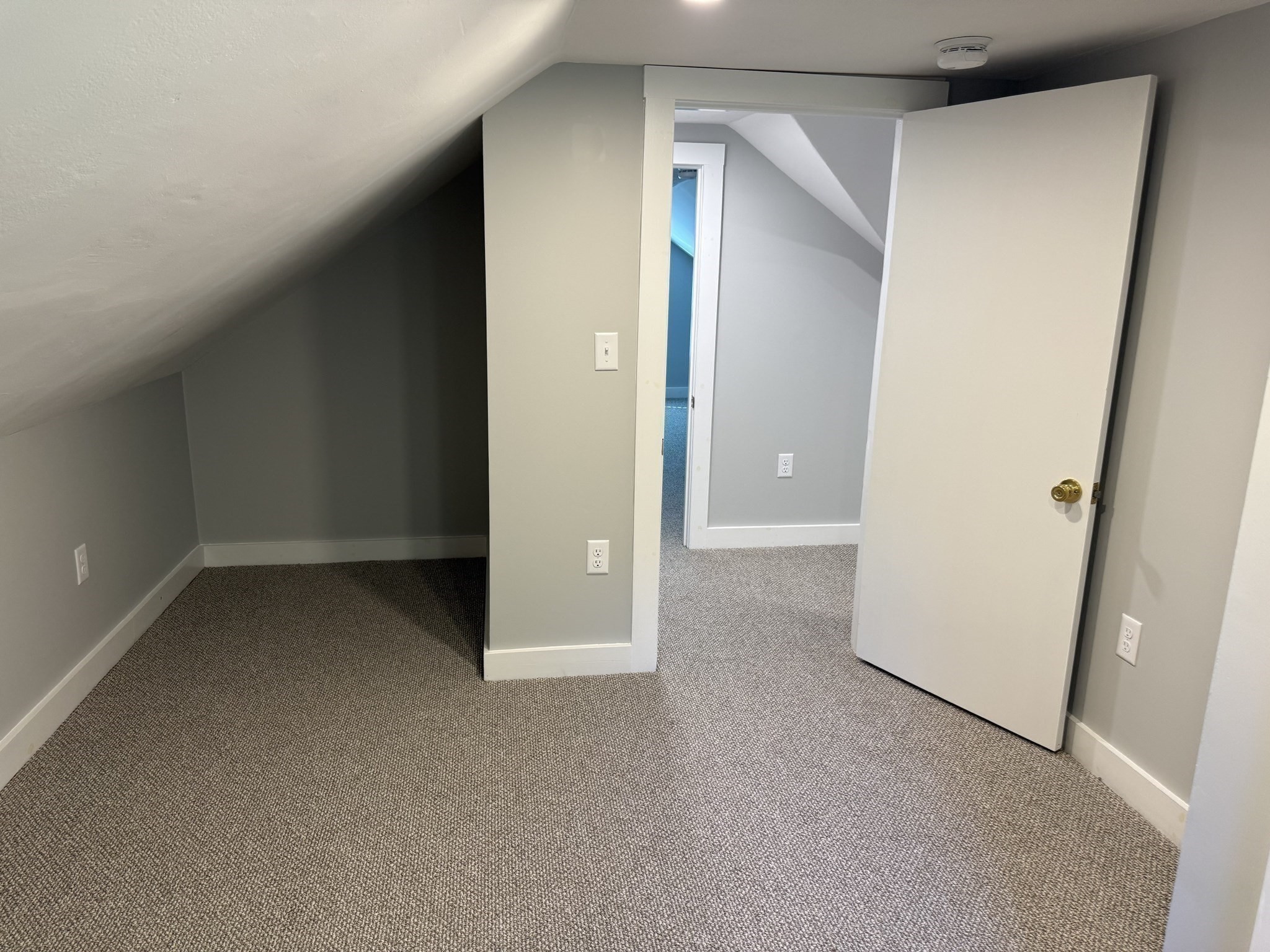 301 Central St Property Photo 21