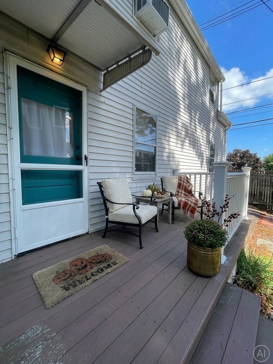 126 Lowell St # F Property Photo 1