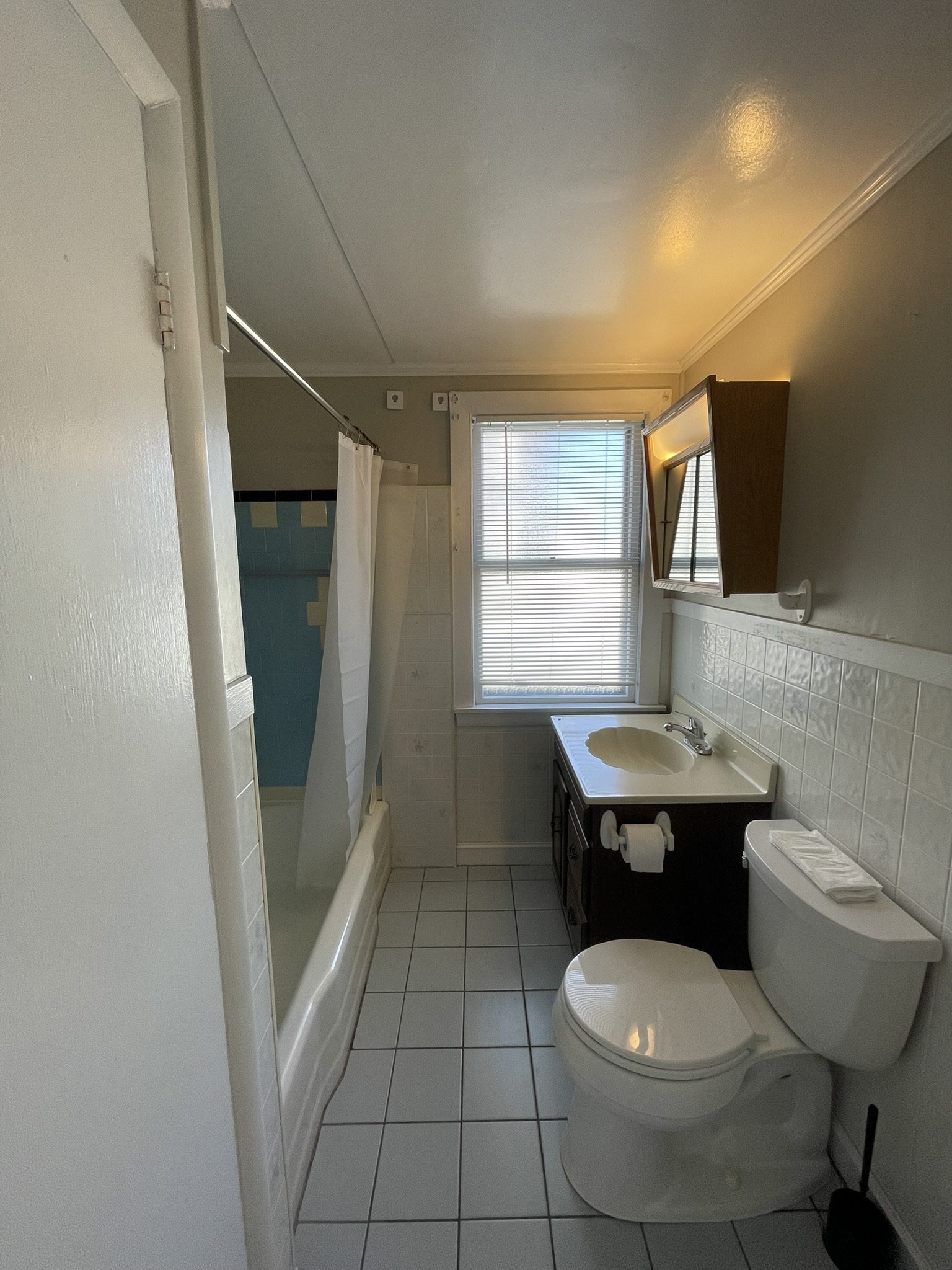 126 Lowell St # F Property Photo 14